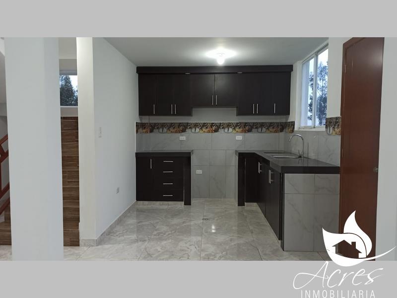 En Venta Bonita Casa por estrenar en Tabacundo